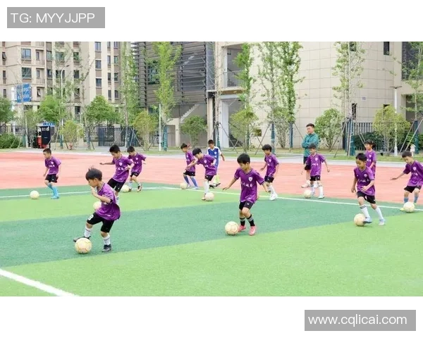 重庆原点足球助力青少年成长打造足球梦想新天地