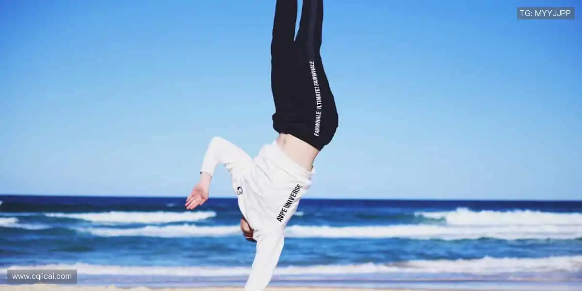 🏅 球星同款，触手可及！收藏限量周边，留住热血记忆🎁